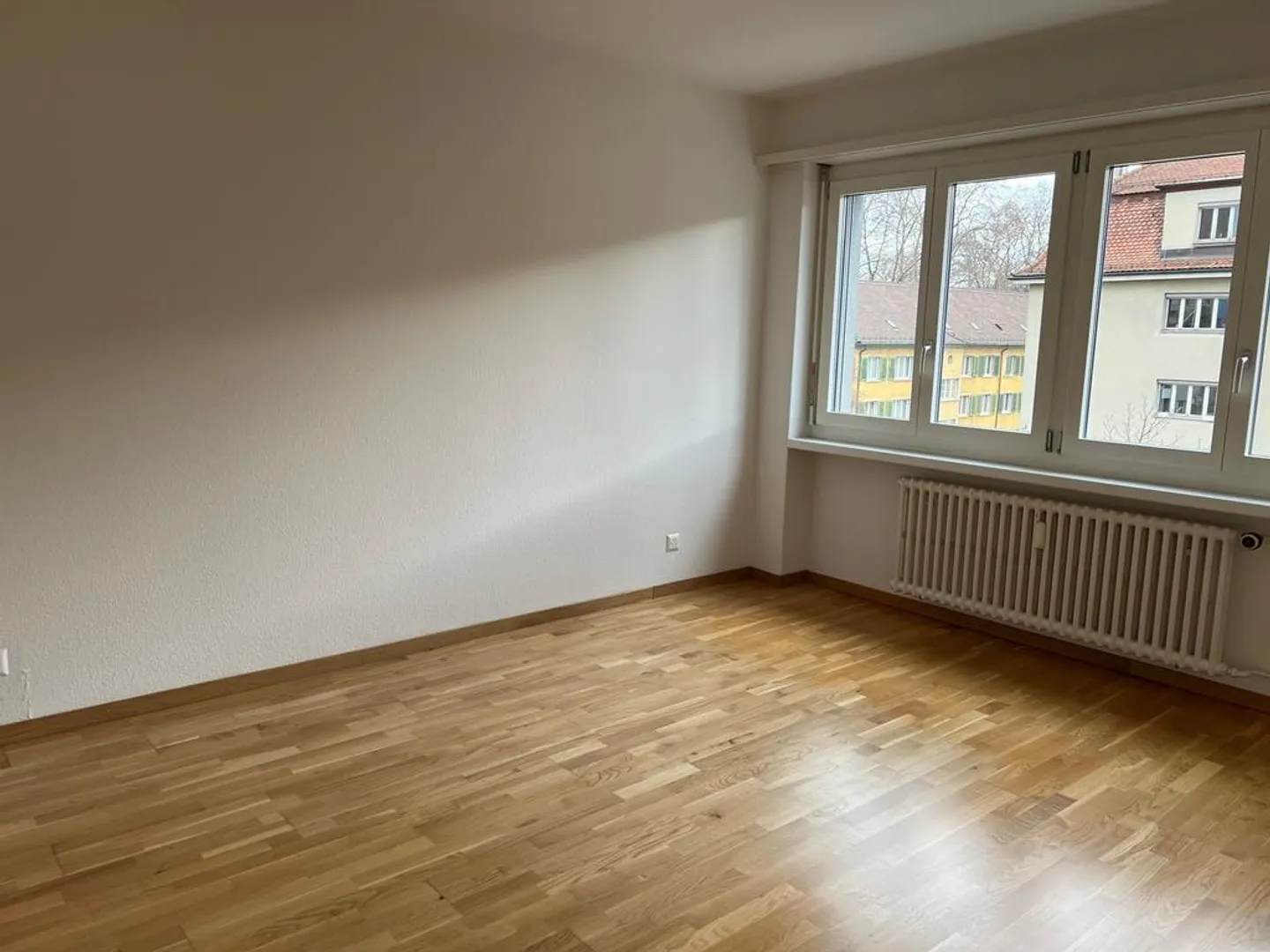 Central Living at Albisriederplatz - Photo 3 of 4