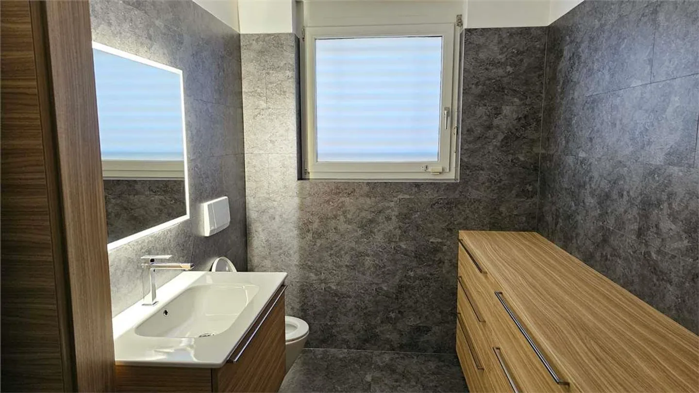 Villa Elegante con Vista Lago - Foto 10 di 13
