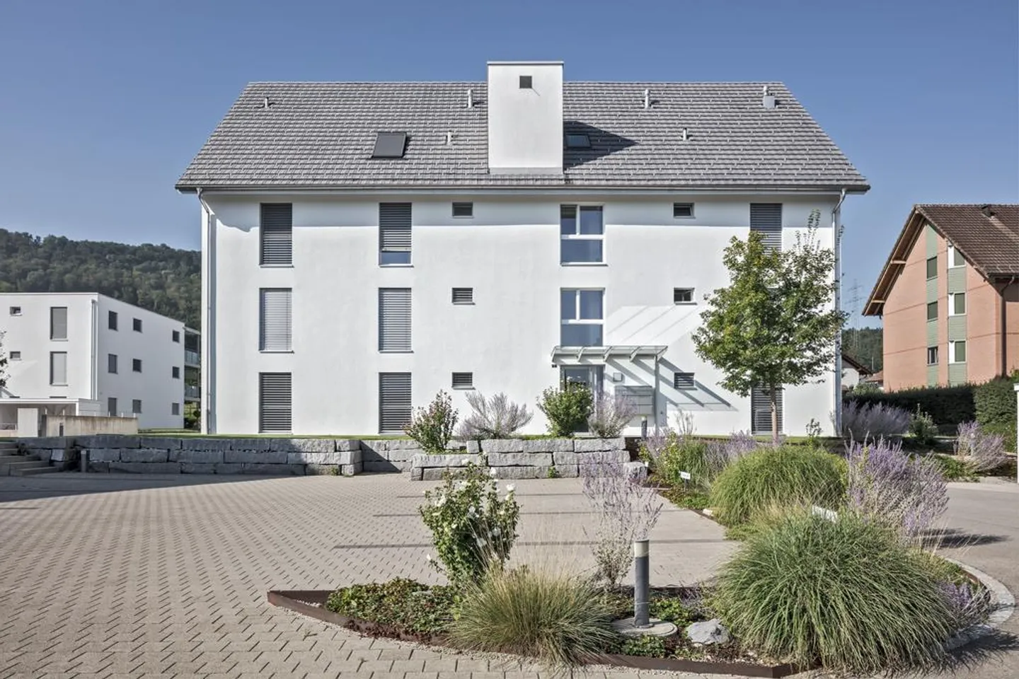 Moderne 4.5 Zimmerwohnung - Foto 1 von 4