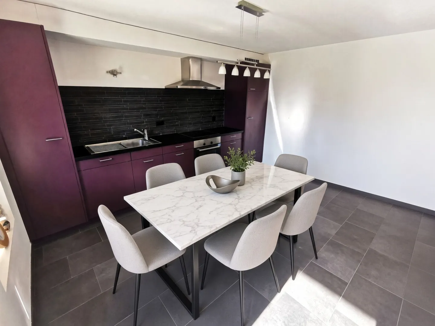 2,5-Zimmer-Wohnung mit Garten in Wohngebäude - Foto 9 von 12