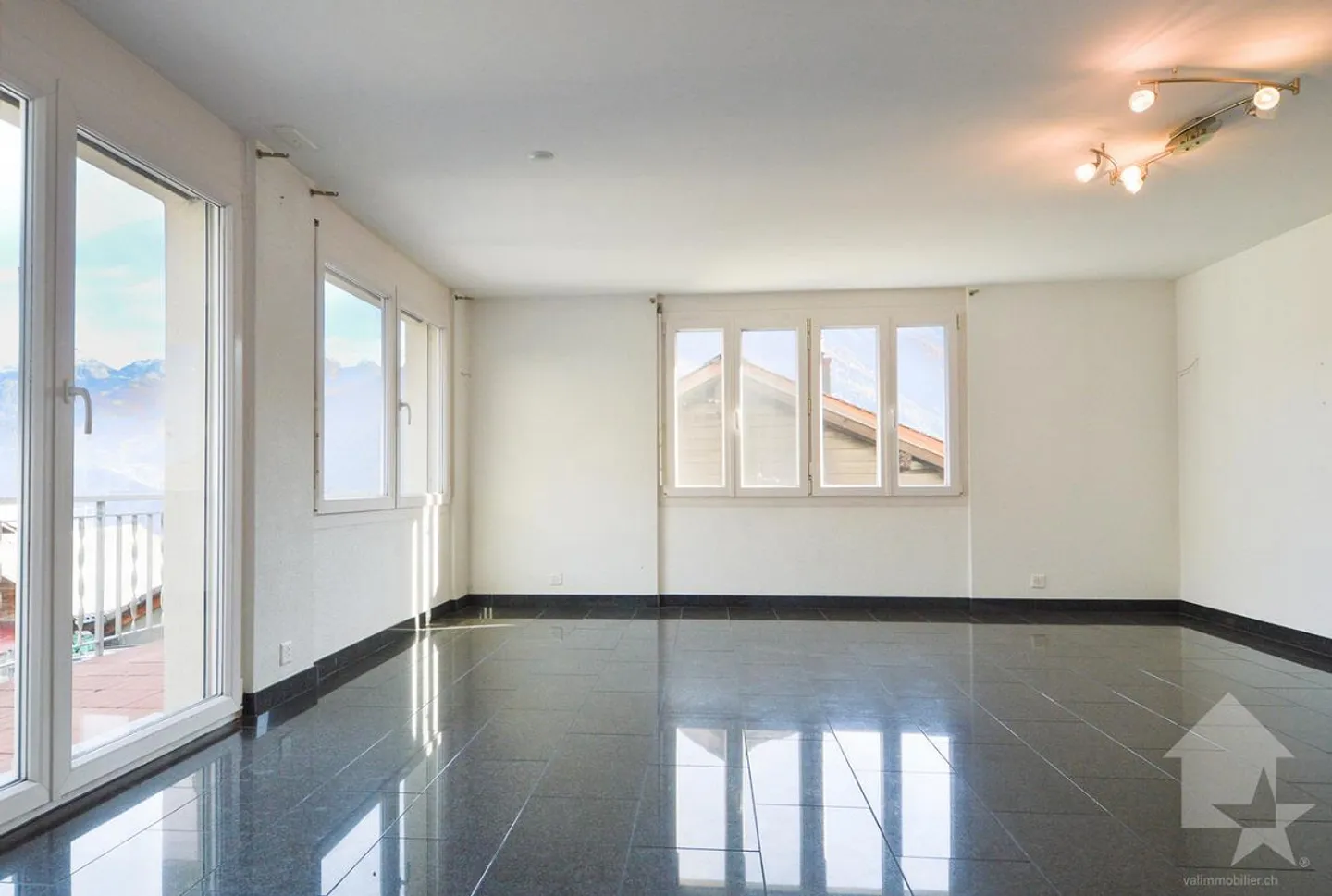 Appartamento pratico di 3,5 stanze - Foto 2 di 8