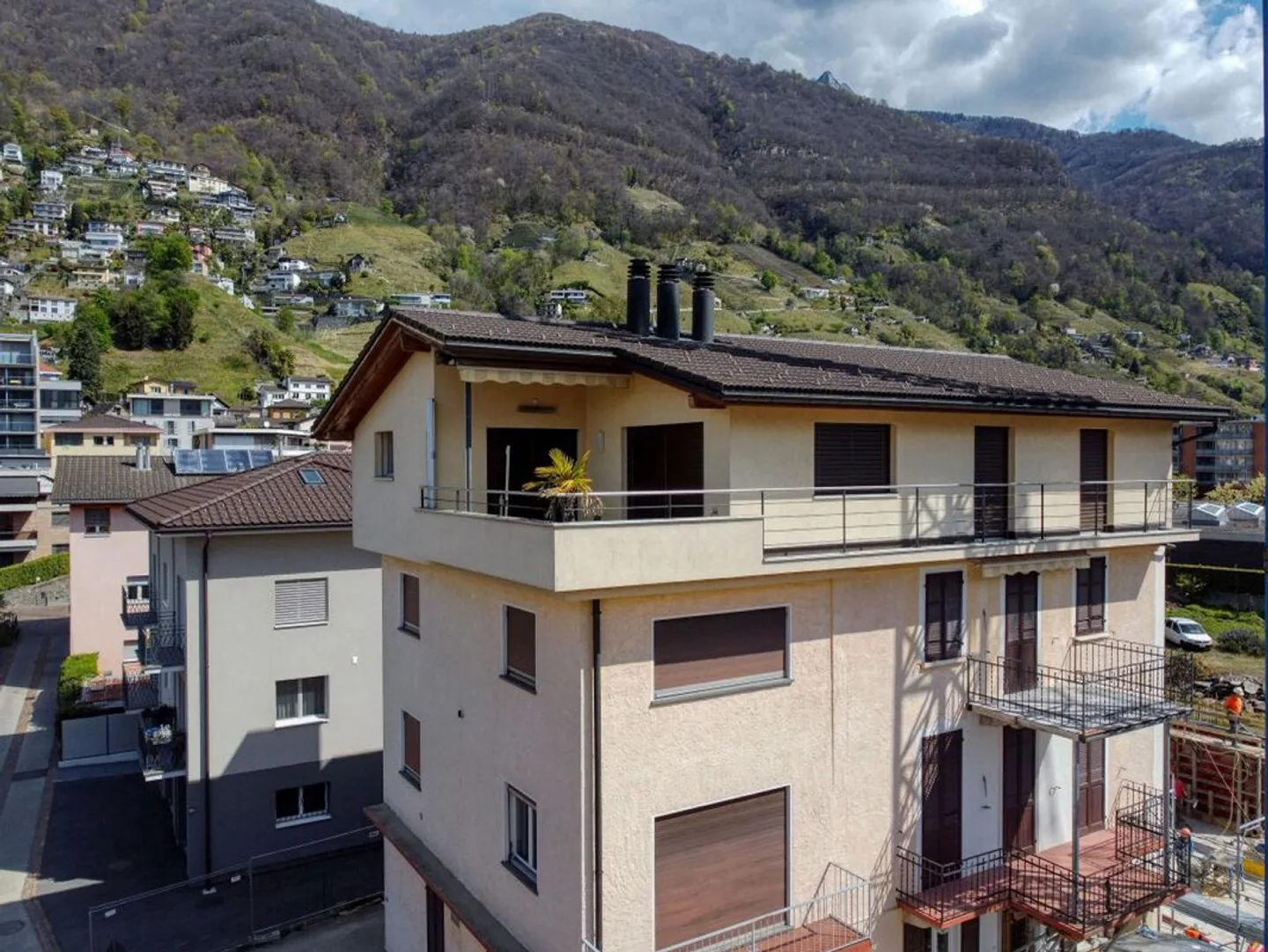 Appartamento al 1.piano di 3.5 locali con terrazza | 3.5-Zimmer-Woh... - Foto 1 di 5