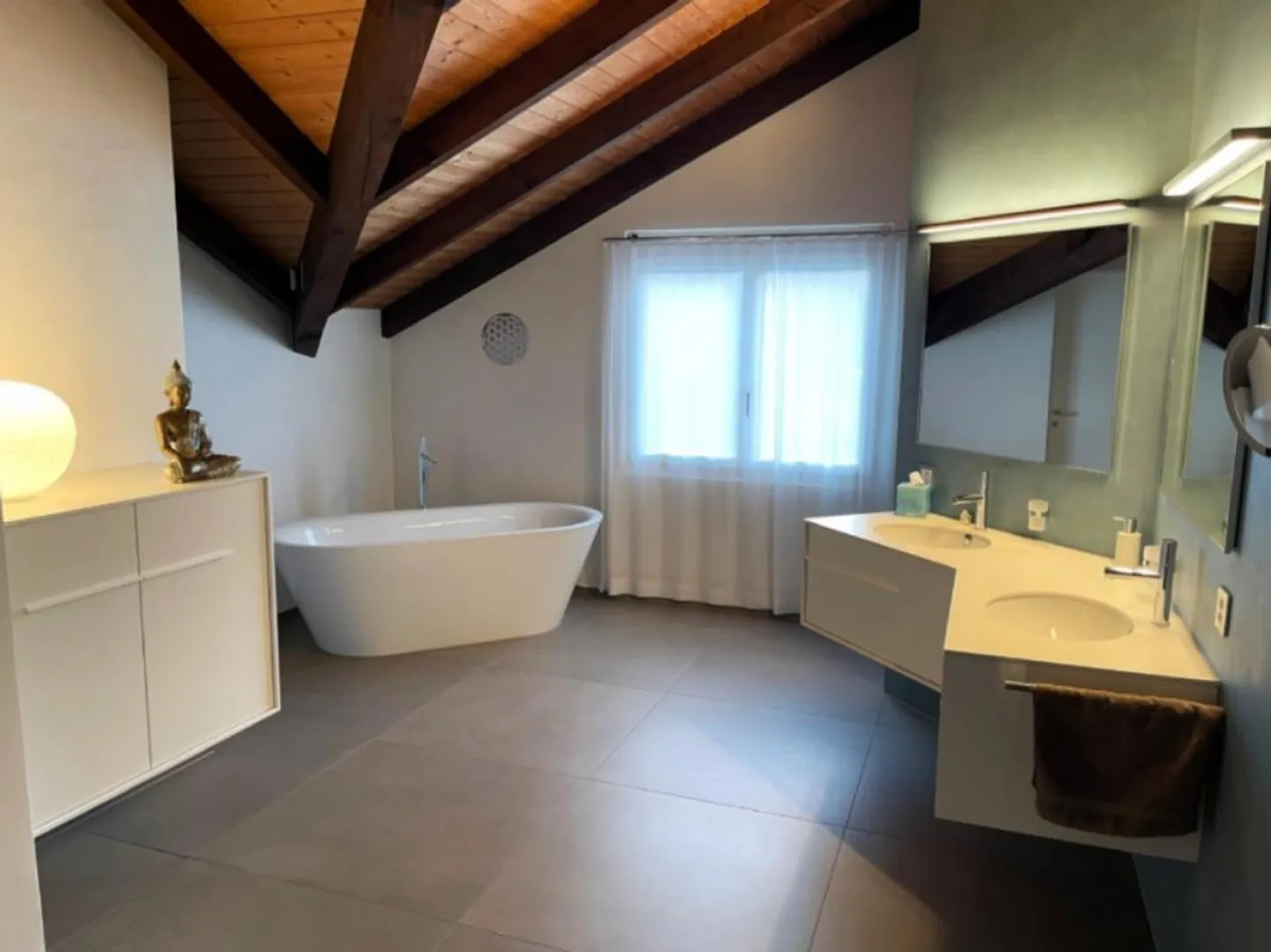 Sunny Single-Family Country House with a View of Pilatus and Stanserhorn - Photo 7 of 11