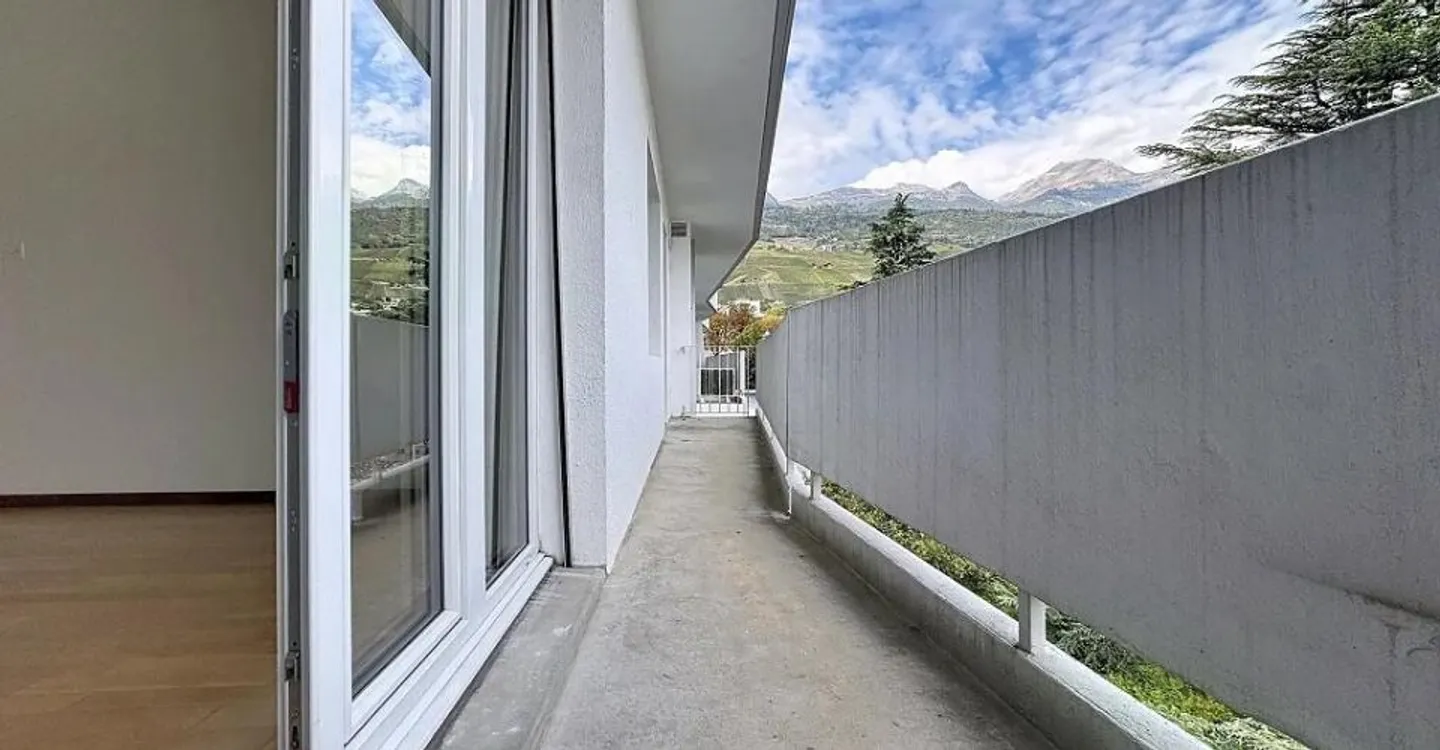 In affitto a Sierre - 3.5 stanze con due balconi e vista libera - Foto 7 di 12
