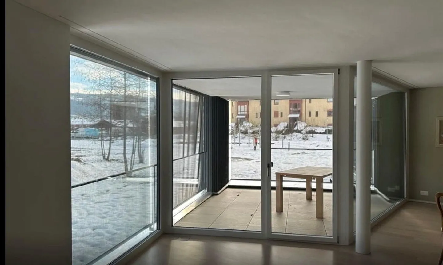 Beautiful, modern 3.5-room apartment in an attractive location in Zug - Photo 4 of 13