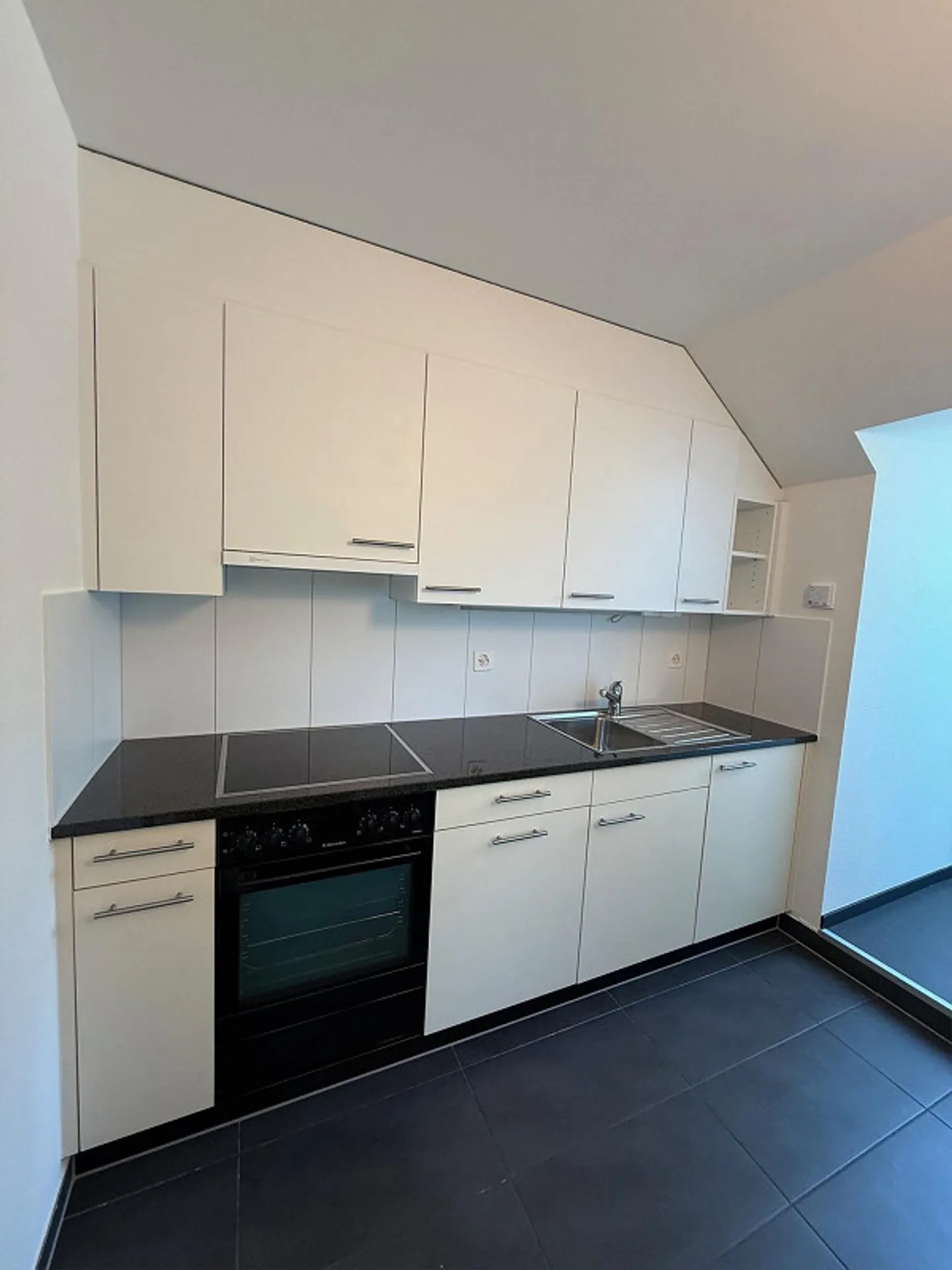 Charmante Dachwohnung - Foto 5 von 9