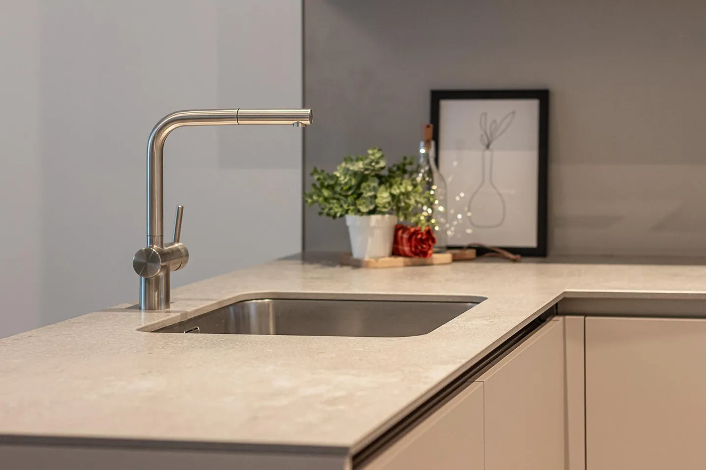 Moderno appartamento di 2½ locali con terrazza - Foto 1 di 4