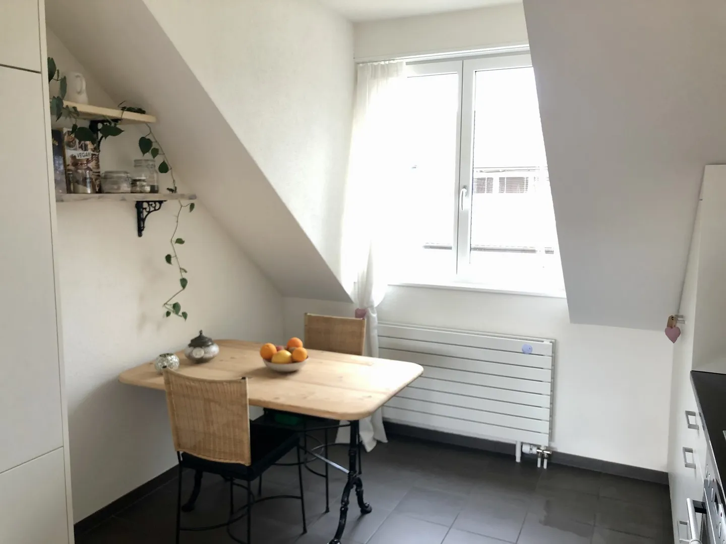 APPARTEMENT 2½ PIÈCES À WINTERTHUR, MEUBLÉ, TEMPORAIRE - Photo 4 sur 7