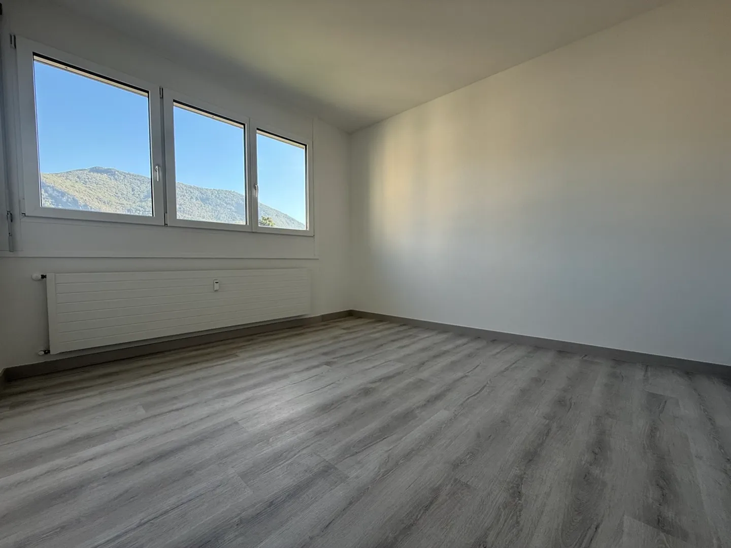 Apartment for rent - Photo 7 of 13