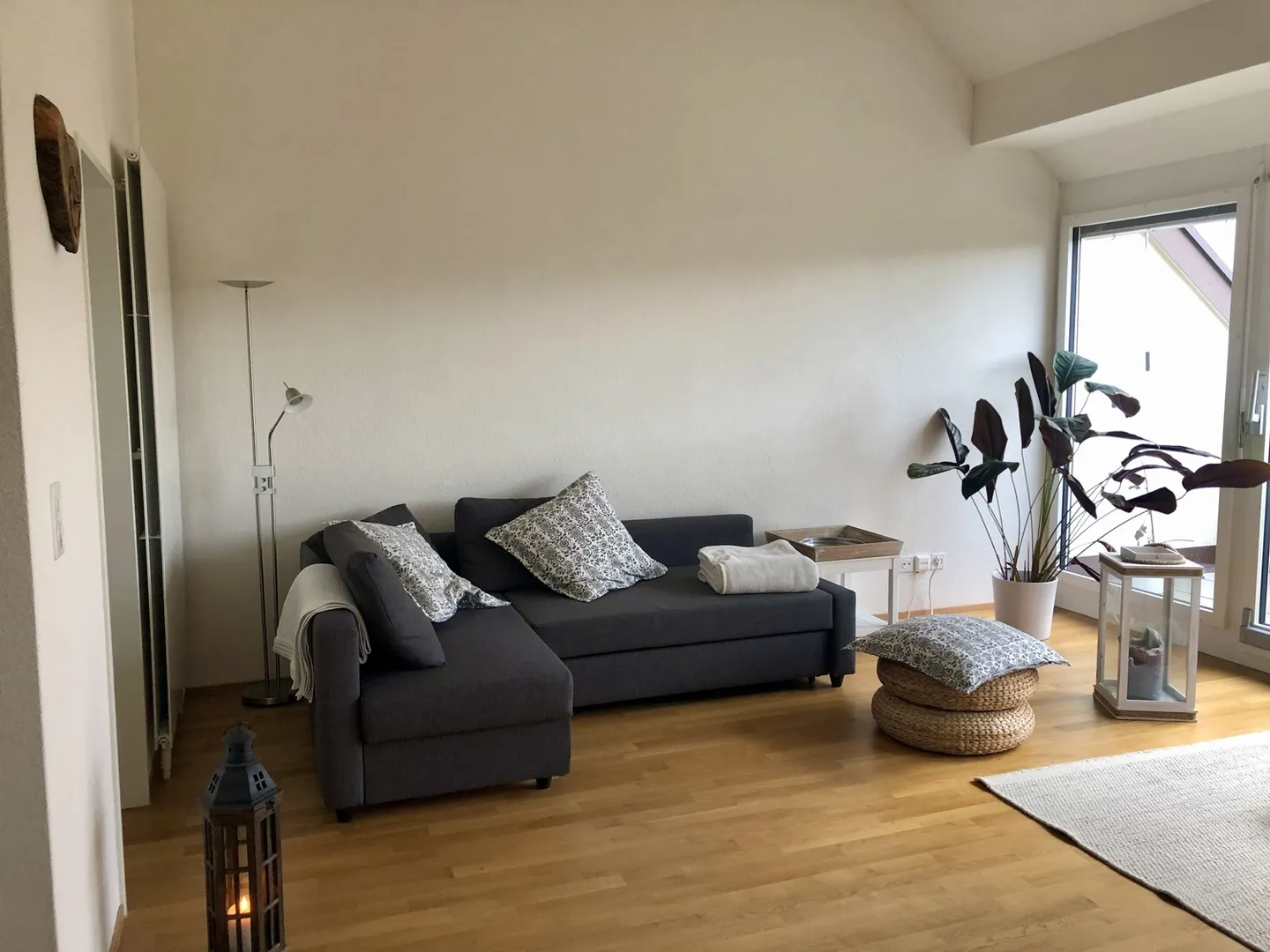 APPARTEMENT 2½ PIÈCES À WINTERTHUR, MEUBLÉ, TEMPORAIRE - Photo 2 sur 7