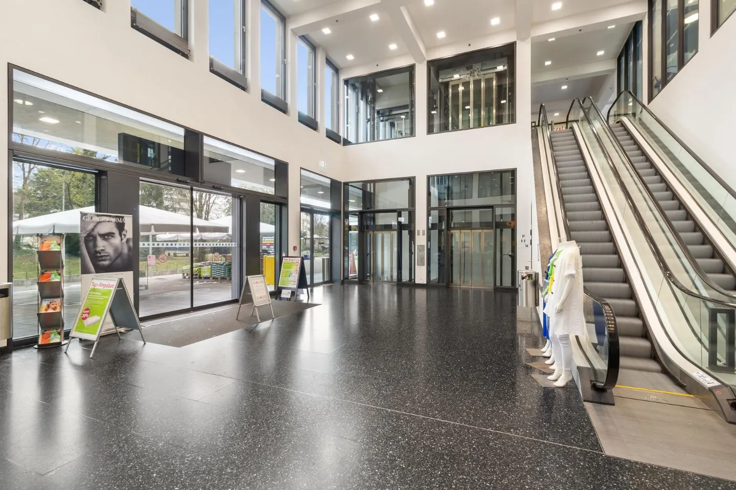 Gewerbefläche im Zentrum Wetzikon - Foto 3 von 8