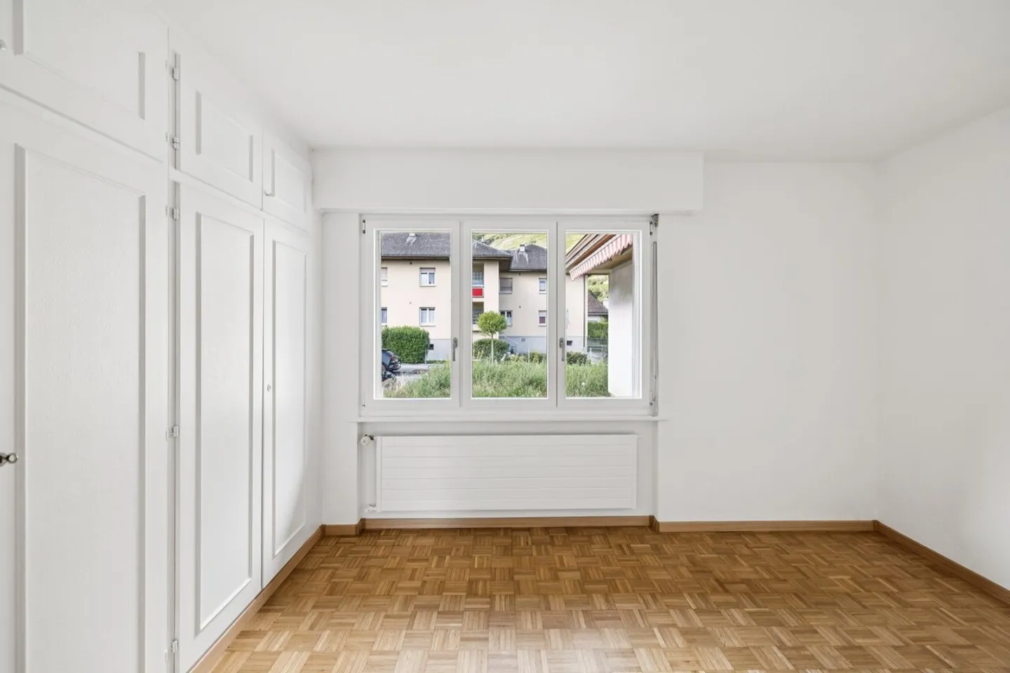 Großes Einfamilienhaus mit großem ausgebautem Keller - Foto 14 von 14