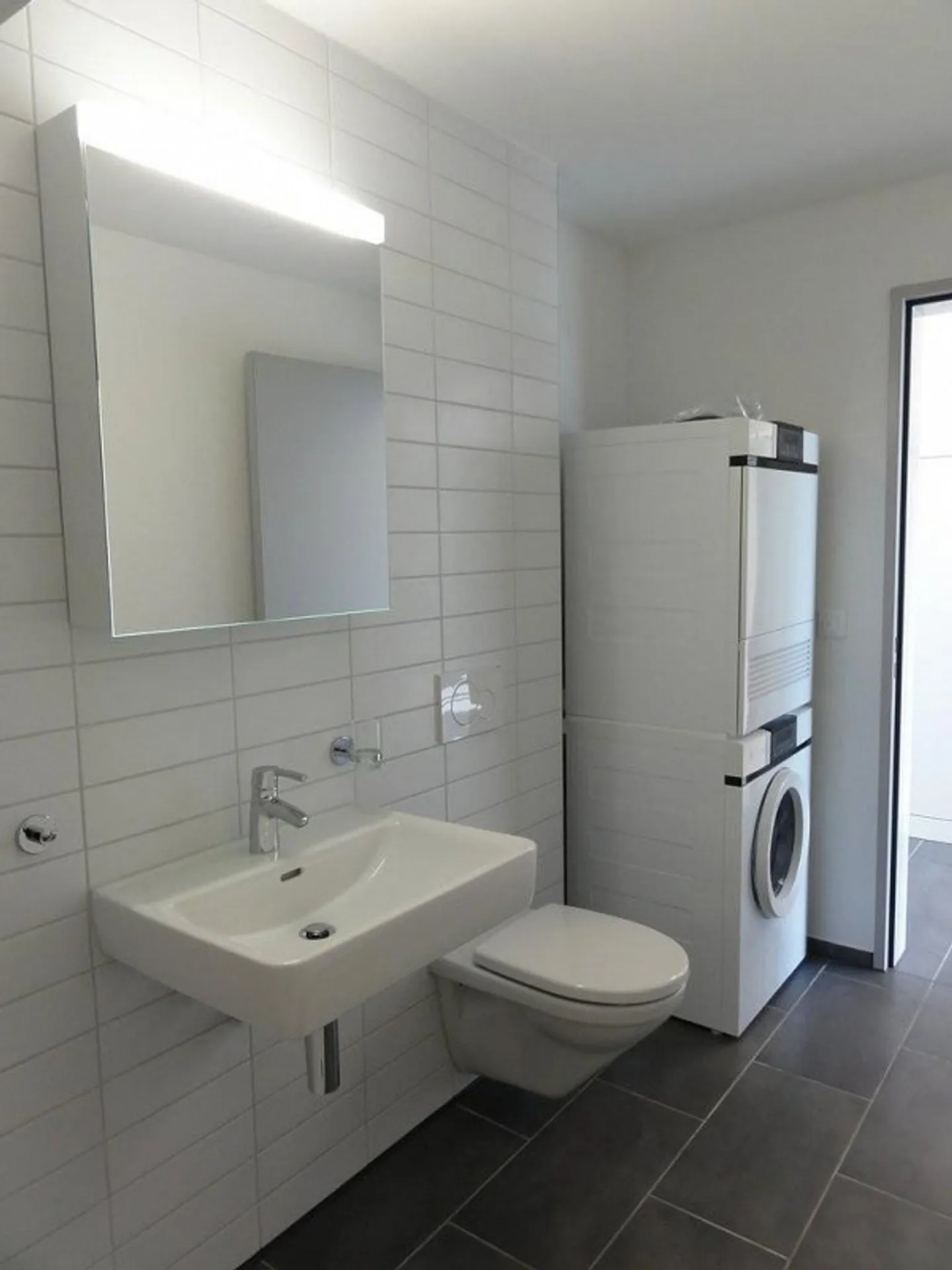 Living with your own washing tower - Photo 7 of 11