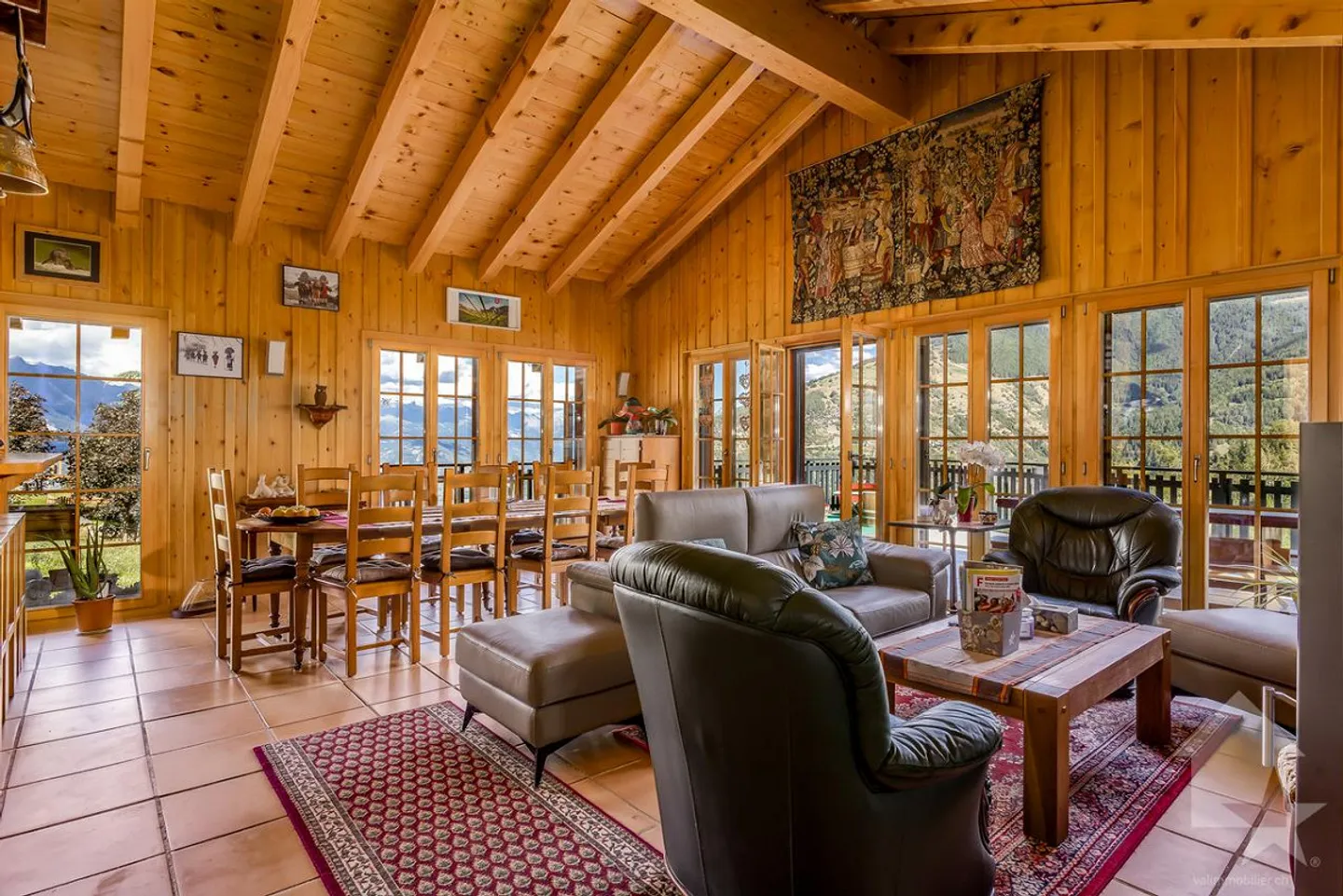 Wunderschönes B&B mit 6 Doppelzimmern, 280 m2, Jacuzzi, Aussicht und Sonne - Foto 2 von 30