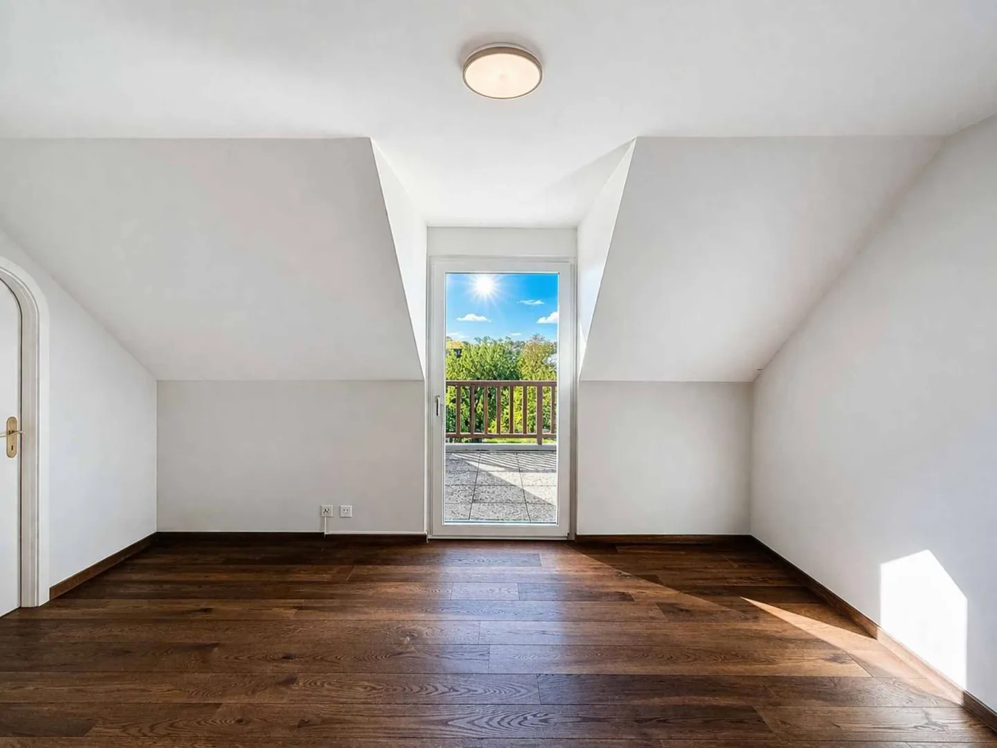 Villa Gemella di Prestigio con Vista Lago - Foto 8 di 13