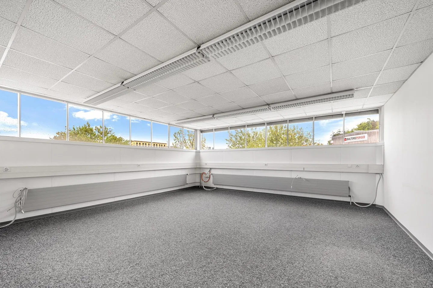 Bureau spacieux et polyvalent avec des connexions de transport optimales - Photo 7 sur 10