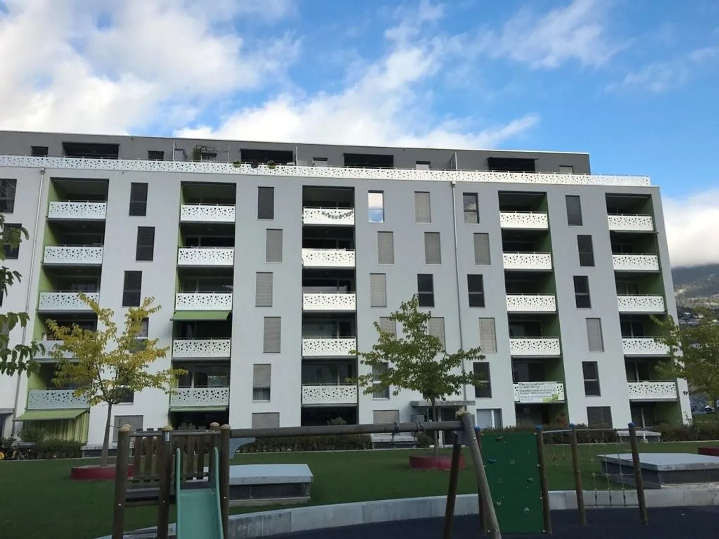 À saisir ! Appartement moderne idéalement situé à Sierre ! - Photo 1 sur 7