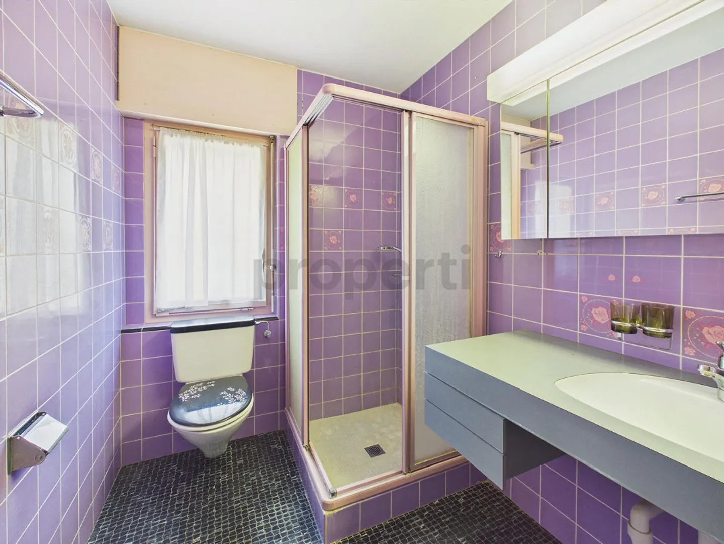 Spacious 6.5-room single-family house with garden in a unique location... - Photo 12 of 14
