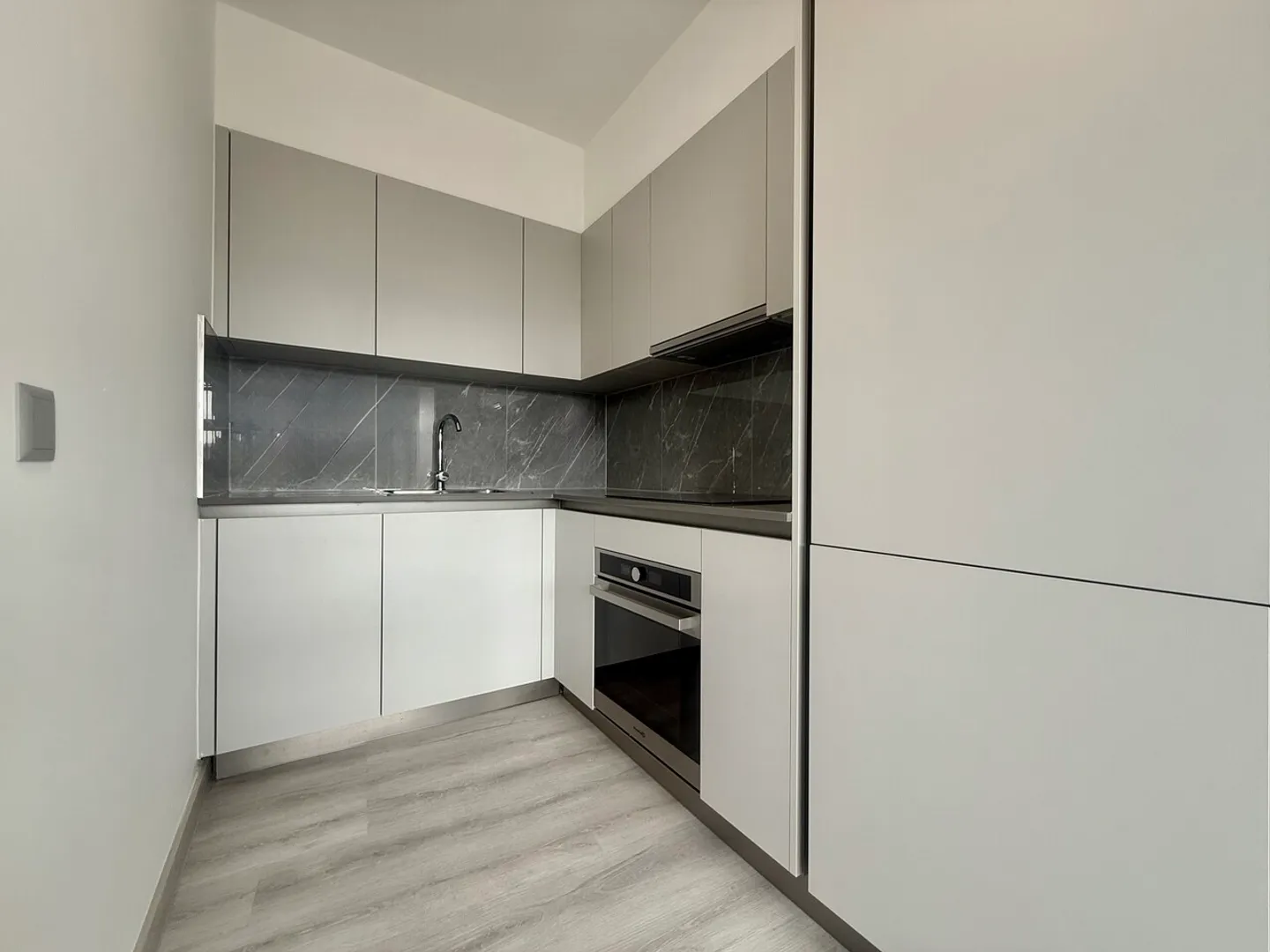 Apartment for rent - Photo 1 of 8