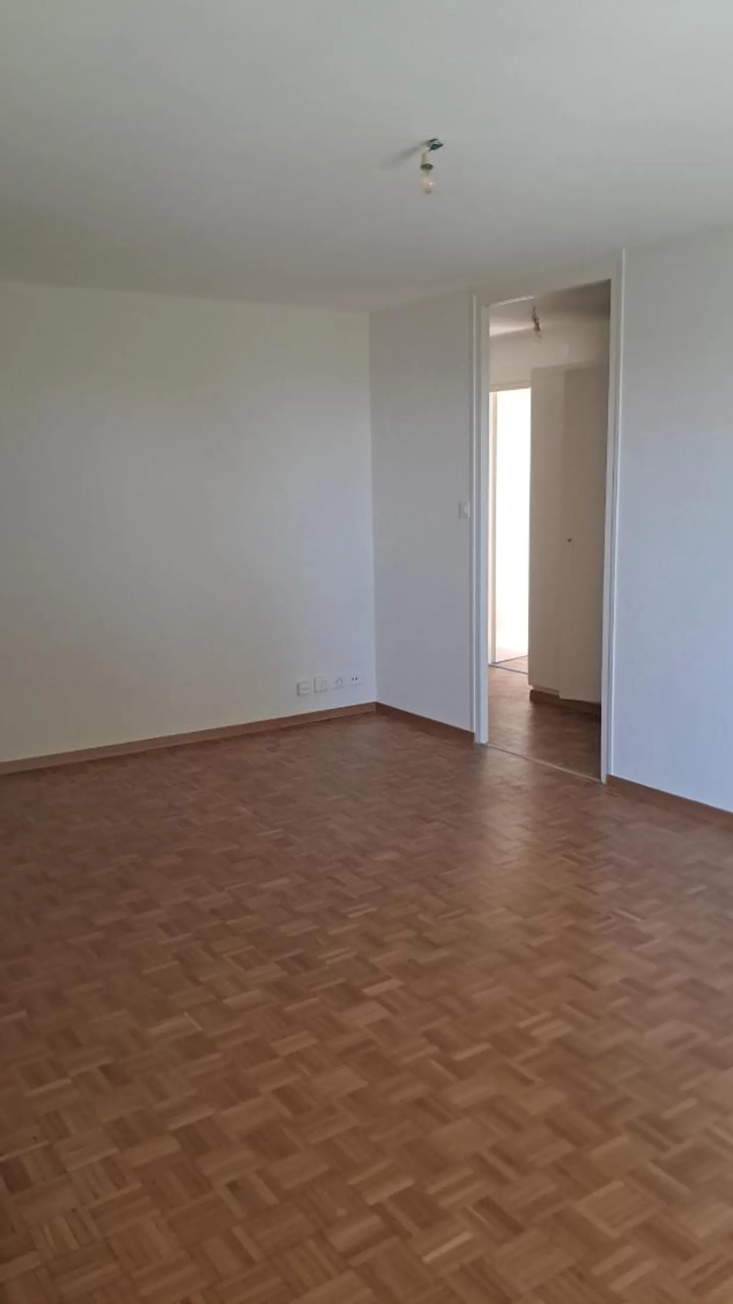 Appartamento di 3,5 locali al piano terra con giardino a Penthaz - Foto 4 di 7