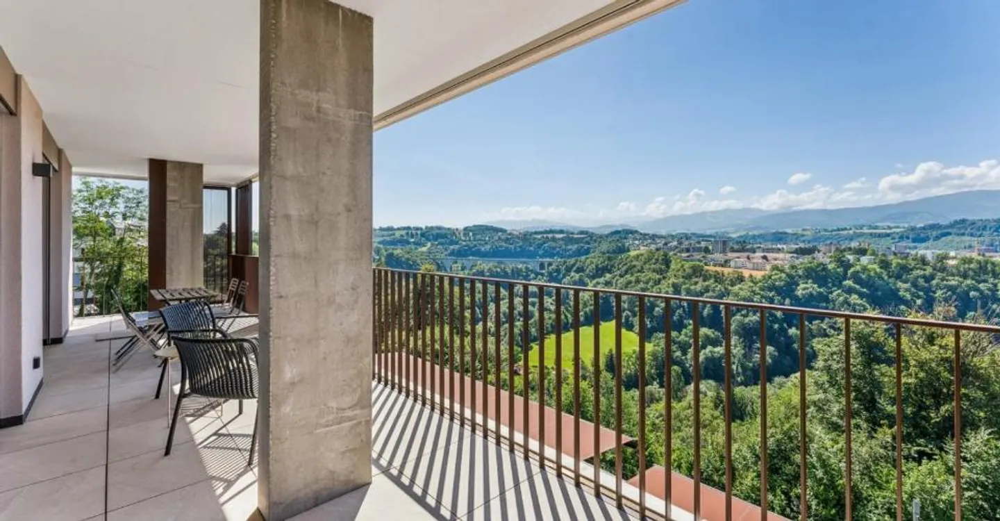 Appartement moderne avec vue alpine - Photo 1 sur 10