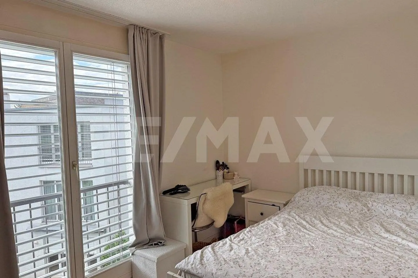 3.5-room apartment in a good location - Photo 9 of 11