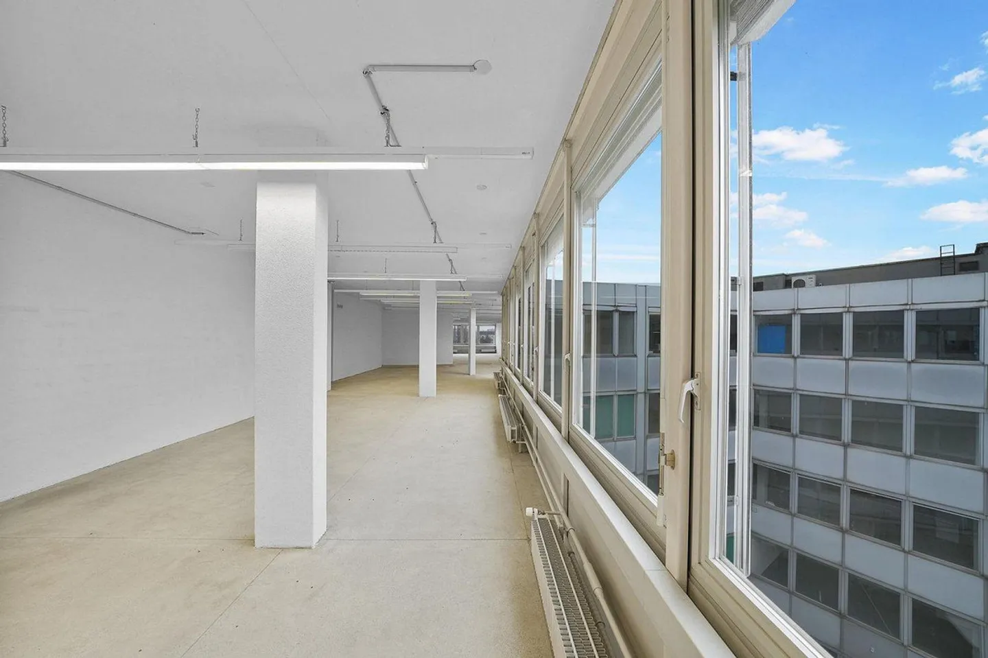 Spazio commerciale pratico con carico di pavimento di 1'000 kg/m² - vista inclusa! - Foto 13 di 13