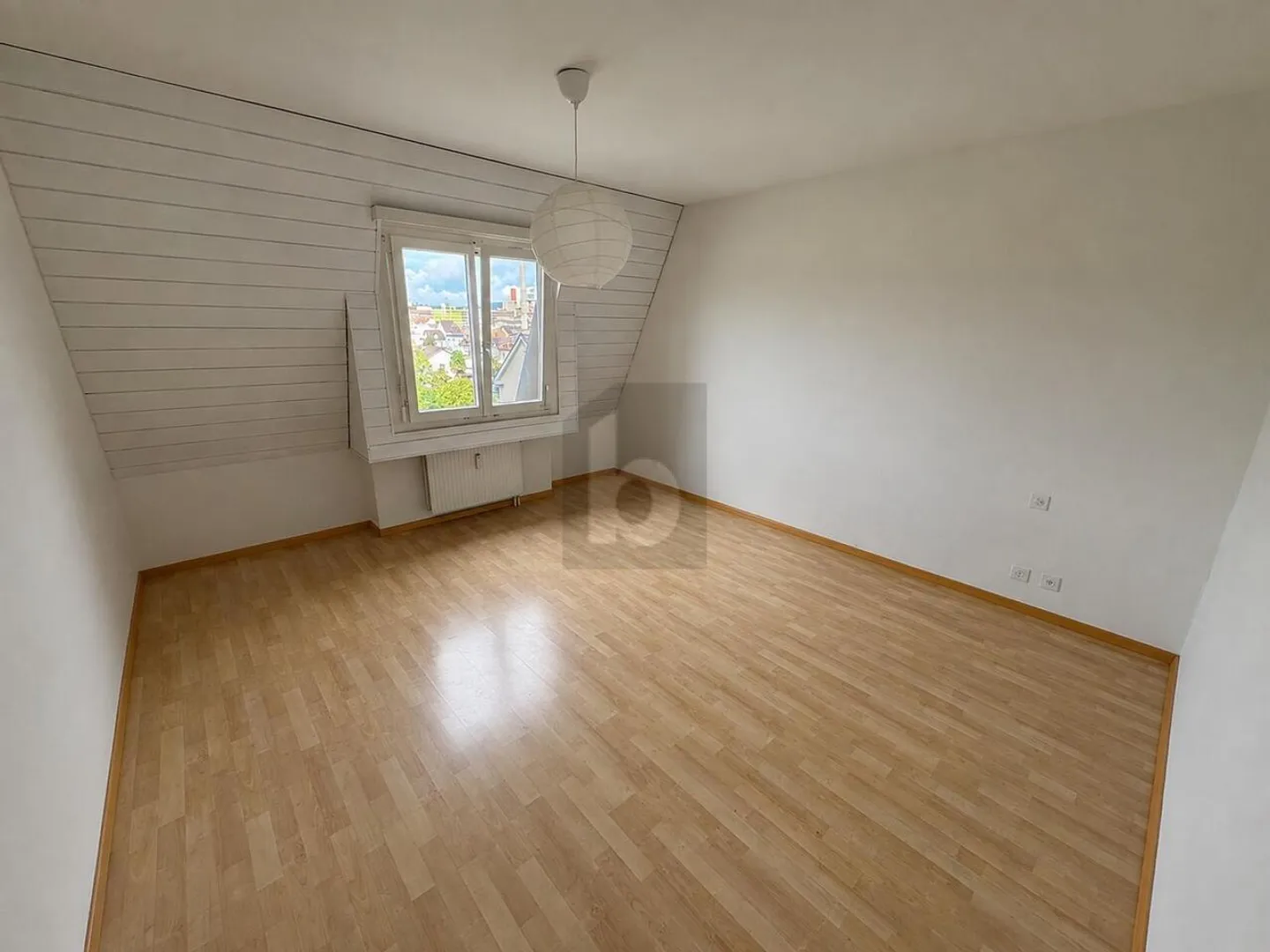 FRISCH RENOVIERT, HELL UND UNGESTÖRT - Photo 3 sur 6