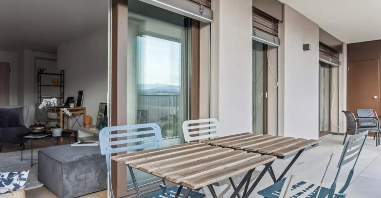 Appartement moderne avec vue alpine - Photo 10 sur 10