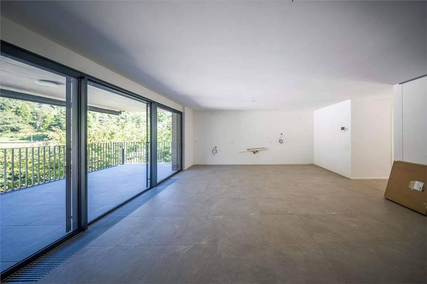 Elegantes 3,5-Zimmer-Apartment in Bioggio - Foto 7 von 13