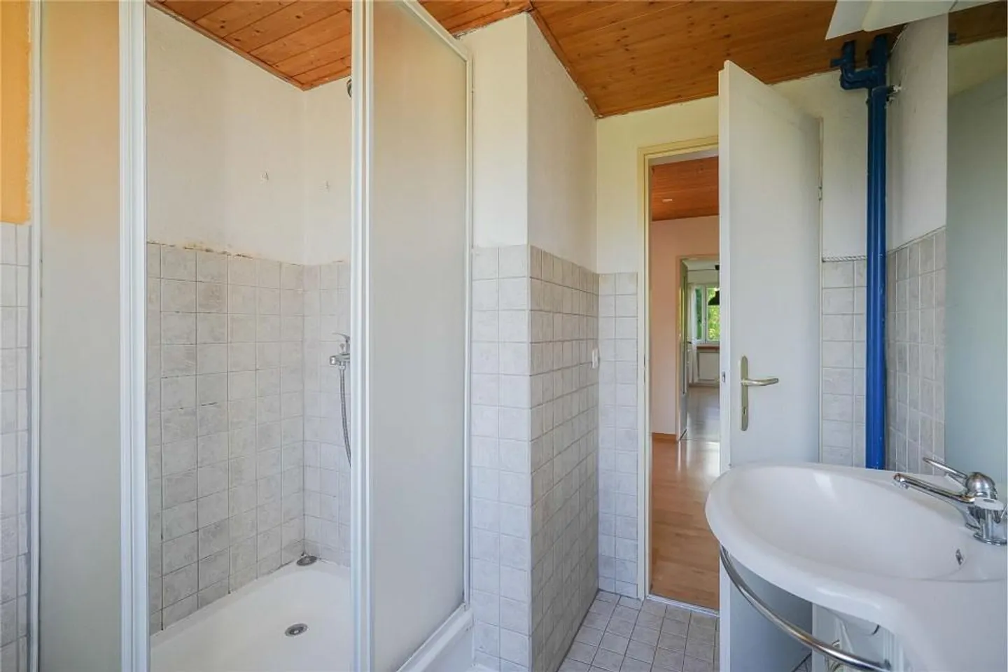 The Opportunity! 4.5 Room Garden Apartment with Additional Rooms - Photo 4 of 13