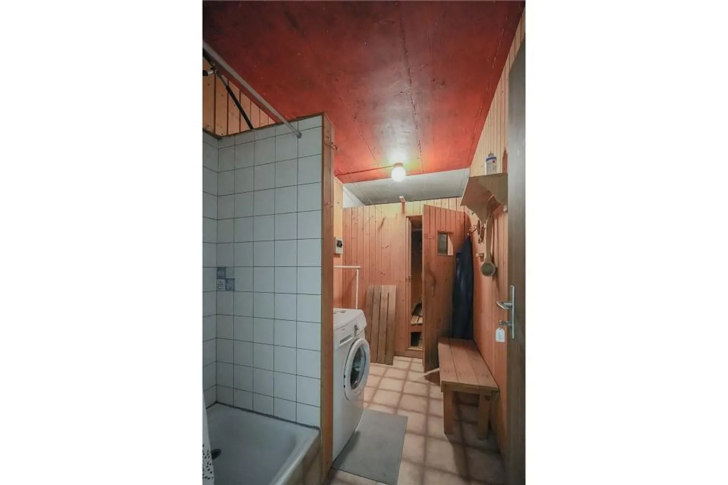 The Opportunity! 4.5 Room Garden Apartment with Additional Rooms - Photo 11 of 13