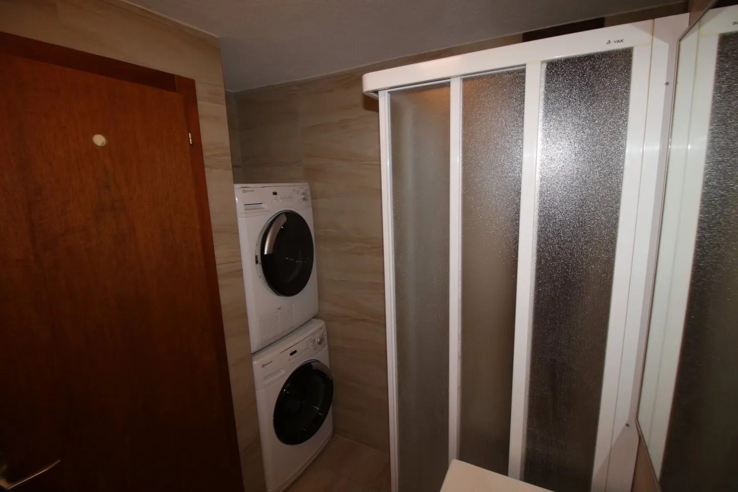 Duplex Charmant avec Commodités Modernes - Photo 4 sur 12