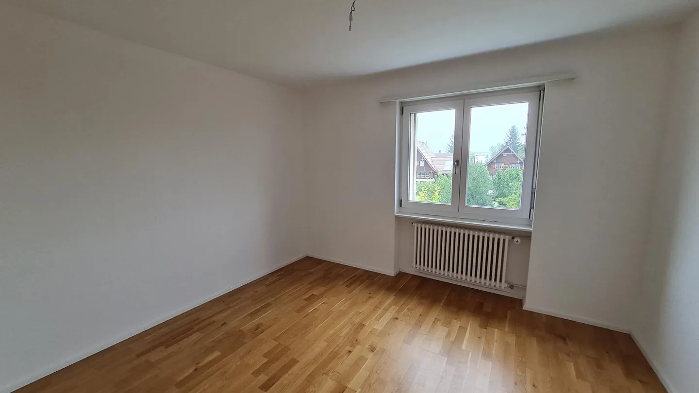 Moderne Wohnung mit grossem Balkon - Foto 8 von 10