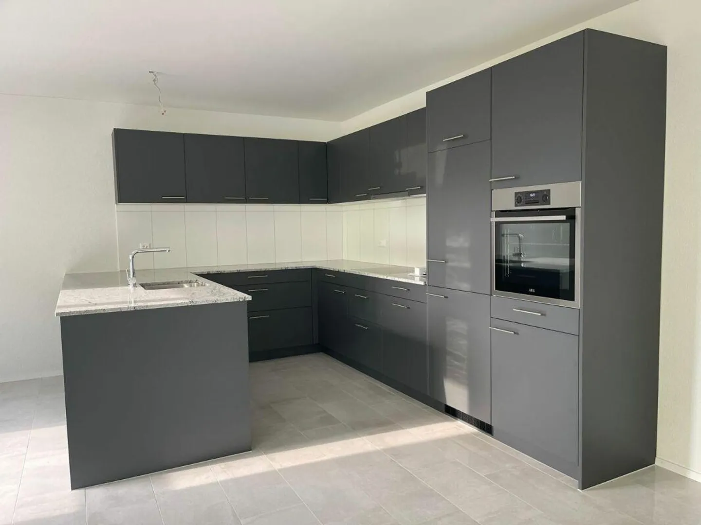 Modern and spacious 3½-room apartment - Photo 3 of 12