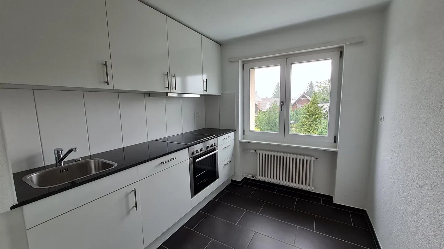 Moderne Wohnung mit grossem Balkon - Foto 2 von 10