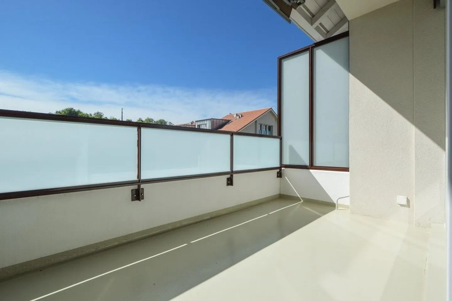 APPARTAMENTO MODERNO 4.5 STANZE IN AFFITTO A SCHLIERN - Foto 8 di 11