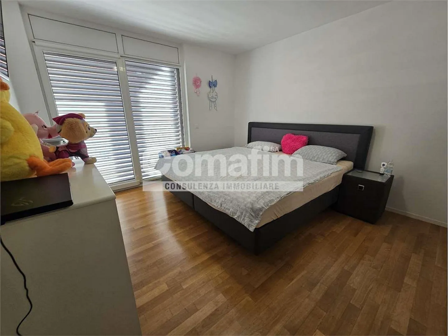 SPACIEUX ET MODERNE 4.5 PIÈCES AVEC 2 TERRASSES À AGNO - Photo 5 sur 10