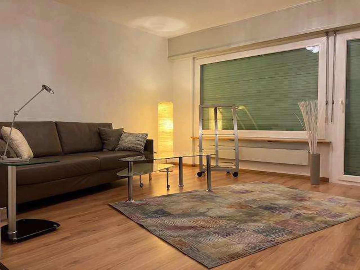 FOR RENT - SIERRE - ROOM FOR RENT - SHARED APARTMENT - from 650.00 FR/month - Photo 3 of 5