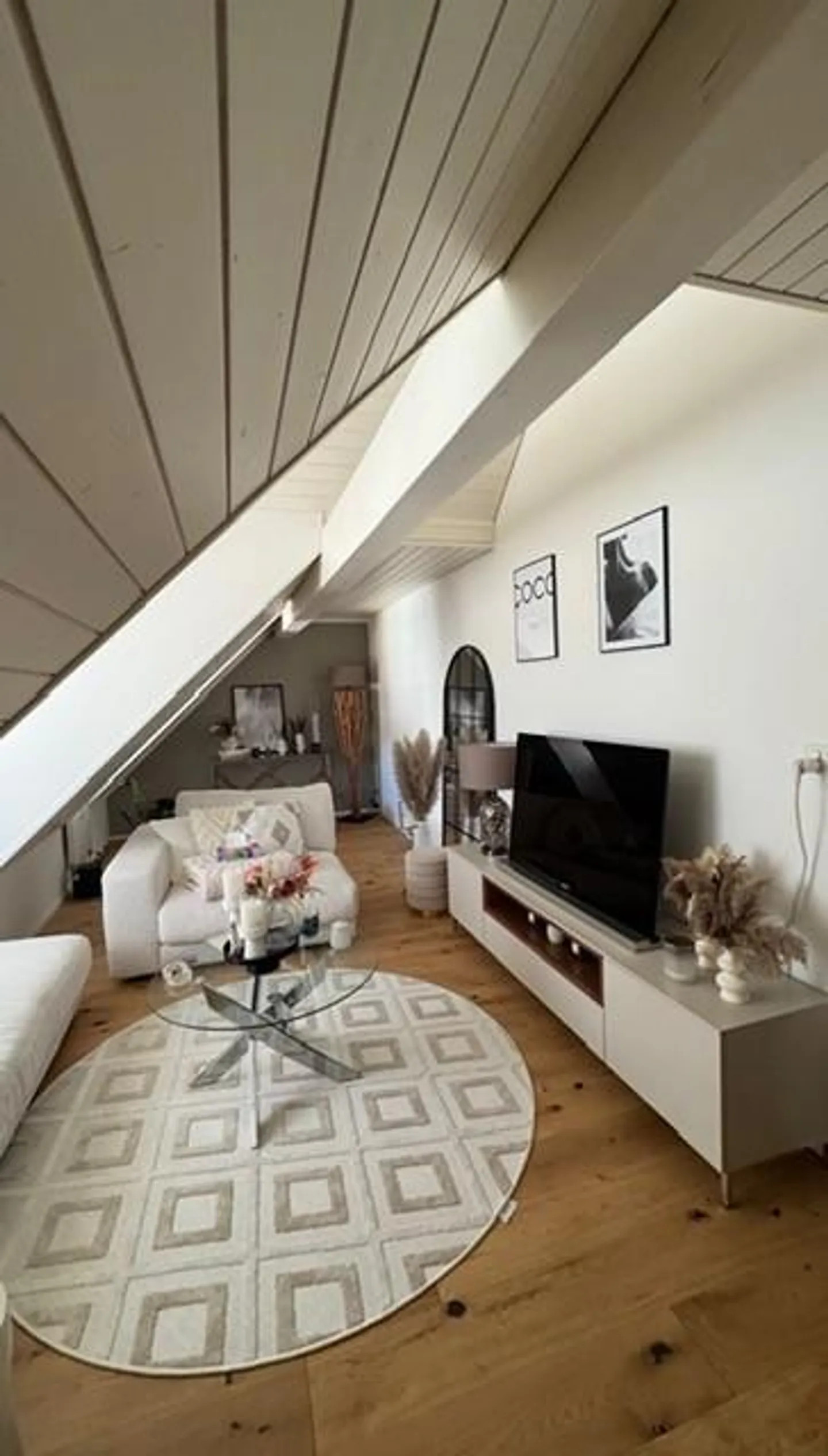 Charmante maisonette de 4,5 pièces sur 3 étages - Photo 2 sur 17