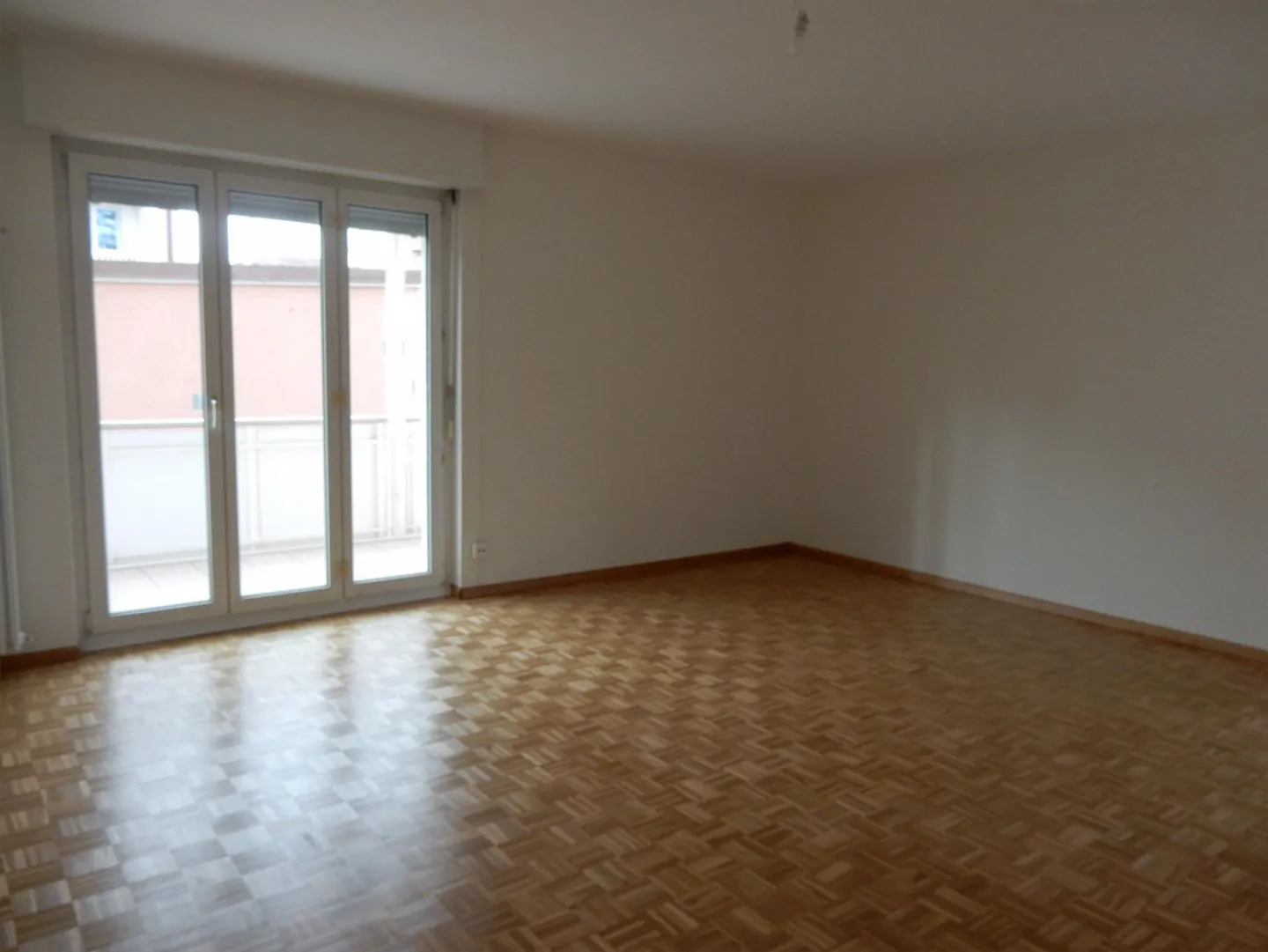 Appartamento luminoso in una posizione tranquilla - Foto 2 di 8