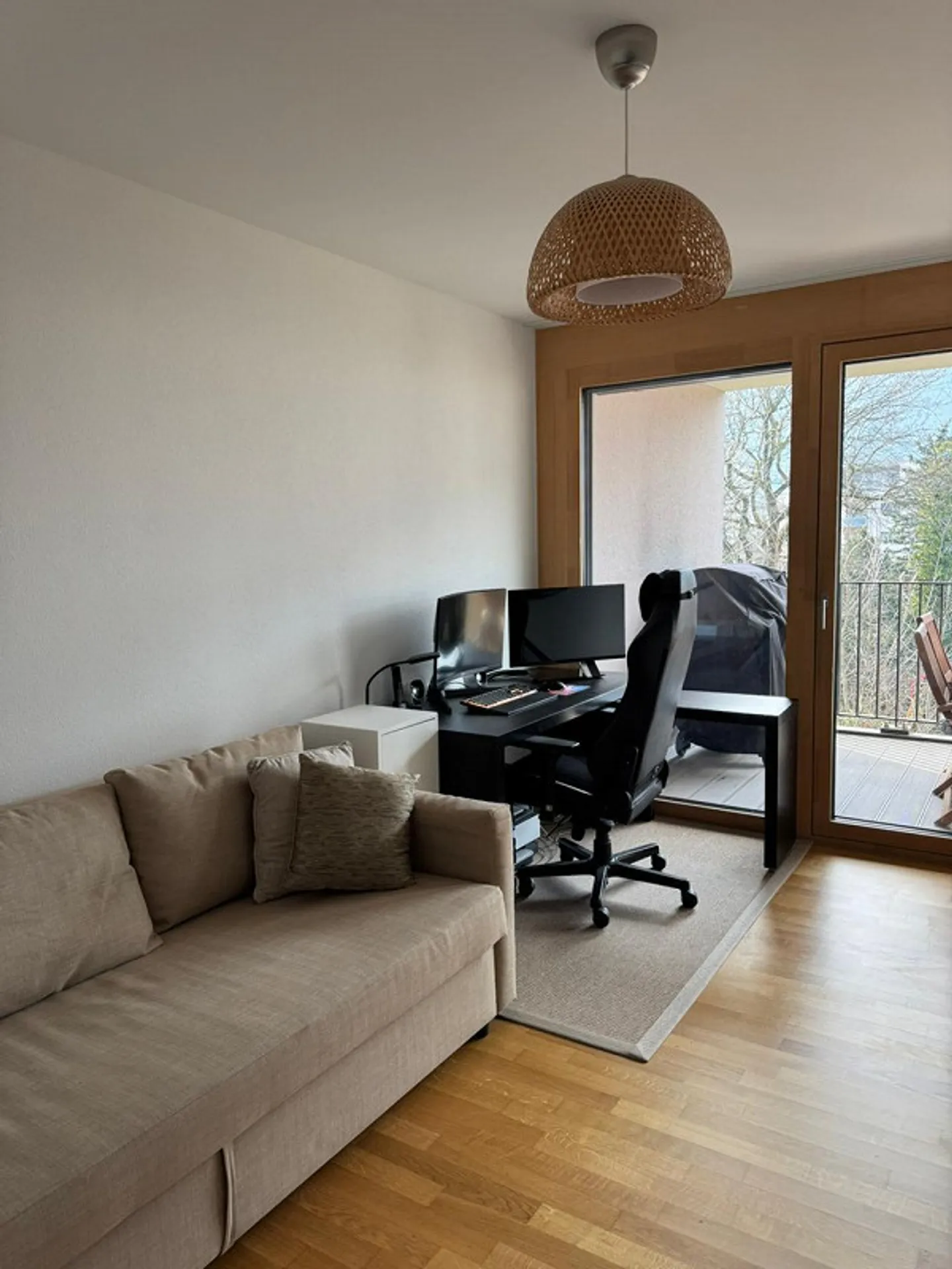 Spacious 3.5-room apartment with a panoramic view - Photo 8 of 10