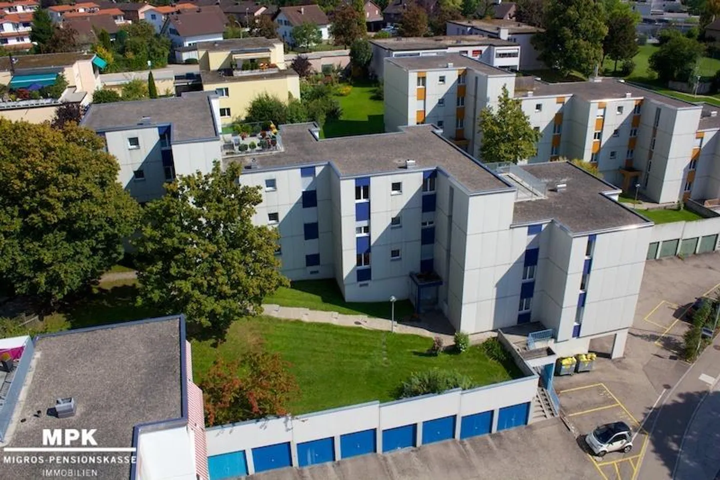 Appartement moderne pour un confort optimal avec une grande terrasse sur le toit cherche des locataires ! - Photo 1 sur 8