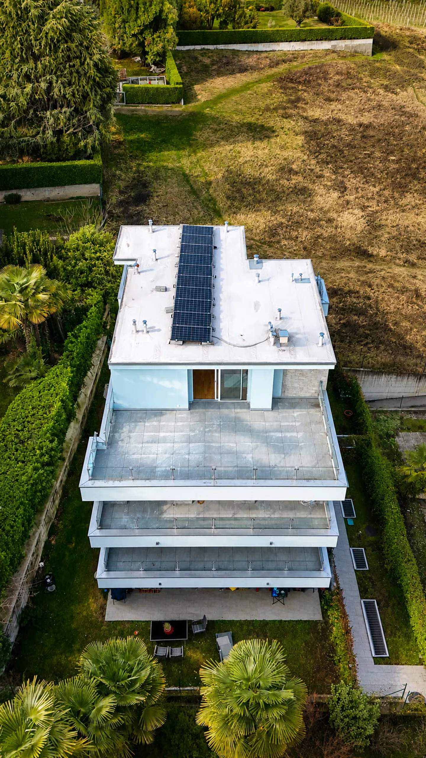 Elegante duplex attico con 3,5 camere e grandi terrazze - Foto 7 di 8