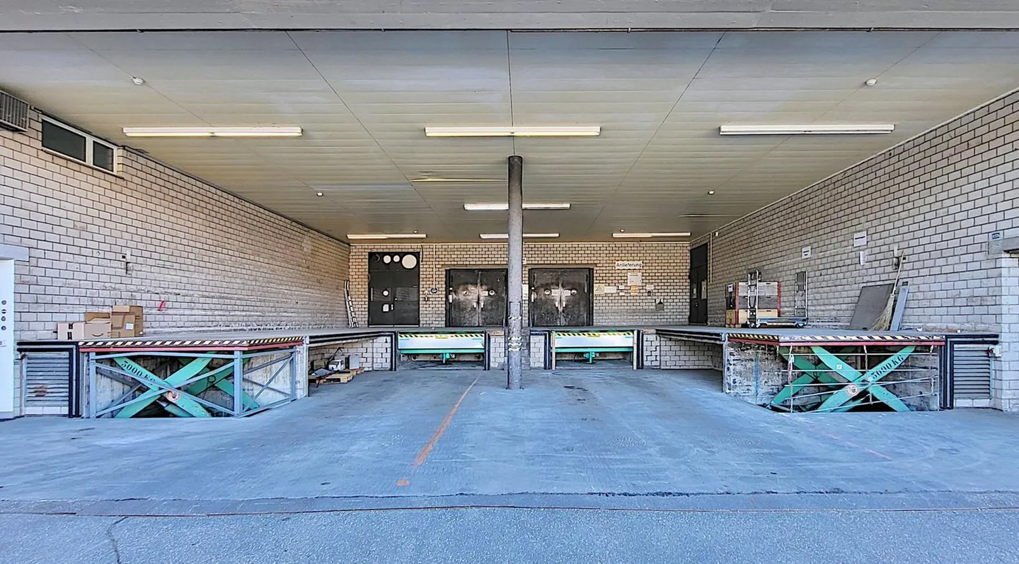 Geräumige Gewerbefläche - Foto 3 von 7