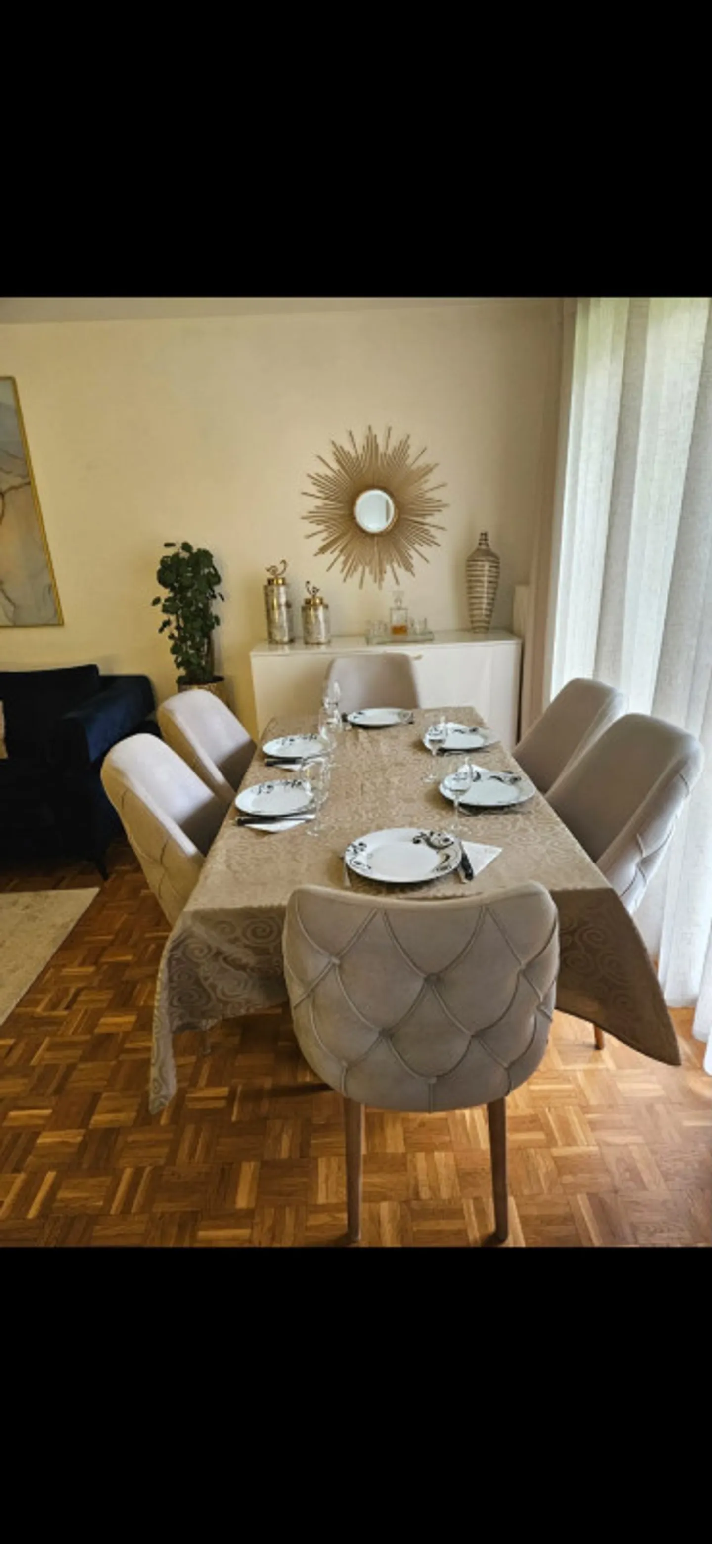 Bright 4-Room Apartment in Perly - Photo 2 of 12