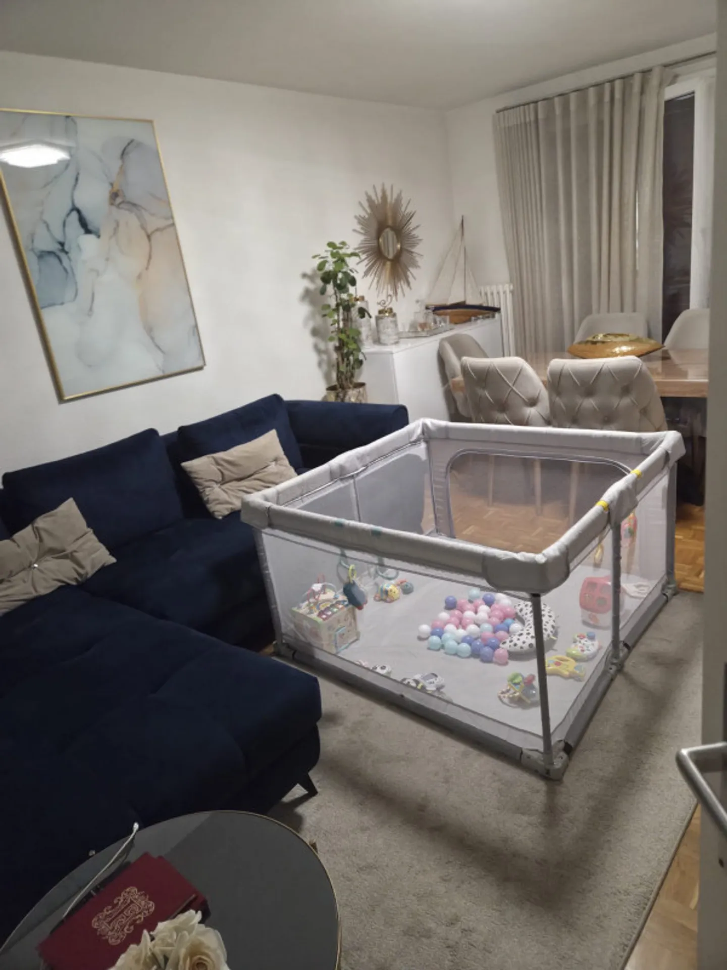 Bright 4-Room Apartment in Perly - Photo 3 of 12