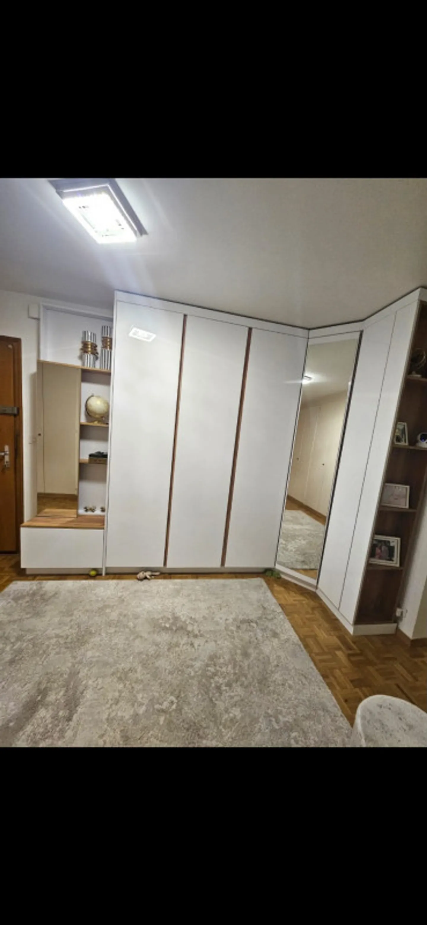 Bright 4-Room Apartment in Perly - Photo 12 of 12