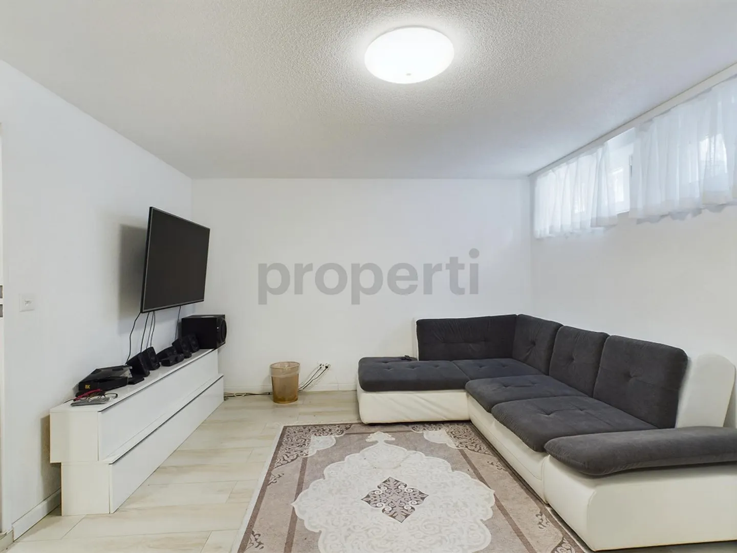 Casa unifamiliare di 5,5 stanze con potenziale in posizione centrale a Zofingen - Foto 15 di 16