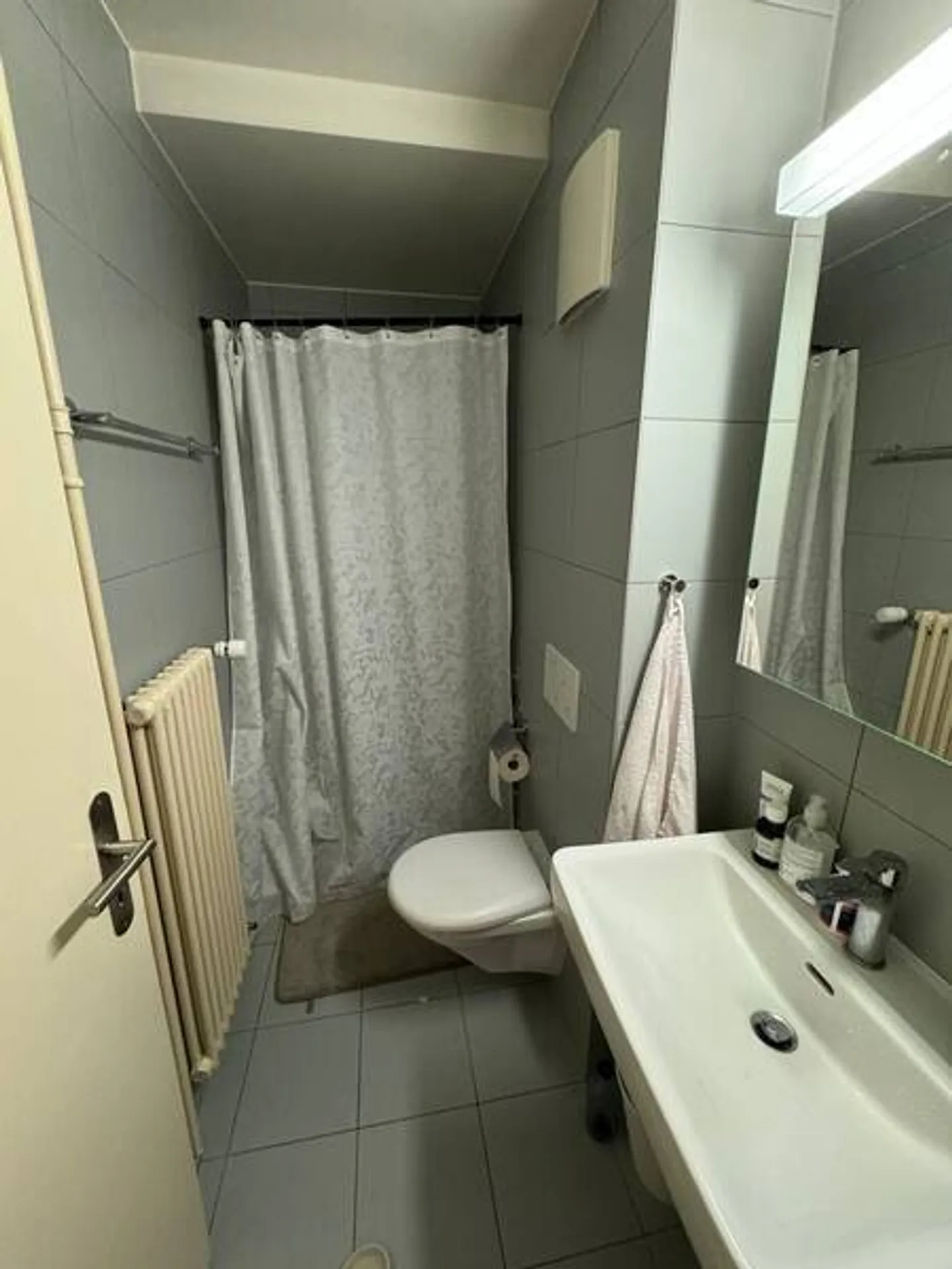 Apartment for rent - Photo 8 of 9